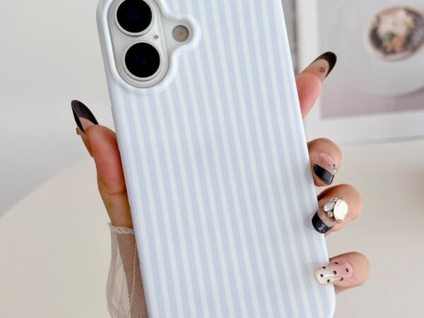 Striped Phone Case for iPhone 17, Fashion Retro Stripe Pattern Aesthetic Cover, Soft TPU Slim Shockproof Case for Girls Women-Blue